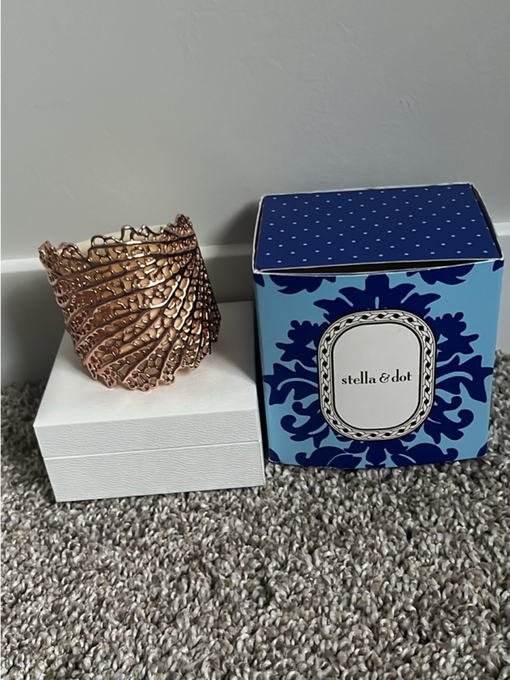 Stella & Dot Rose Gold Leaf Laurel Cuff